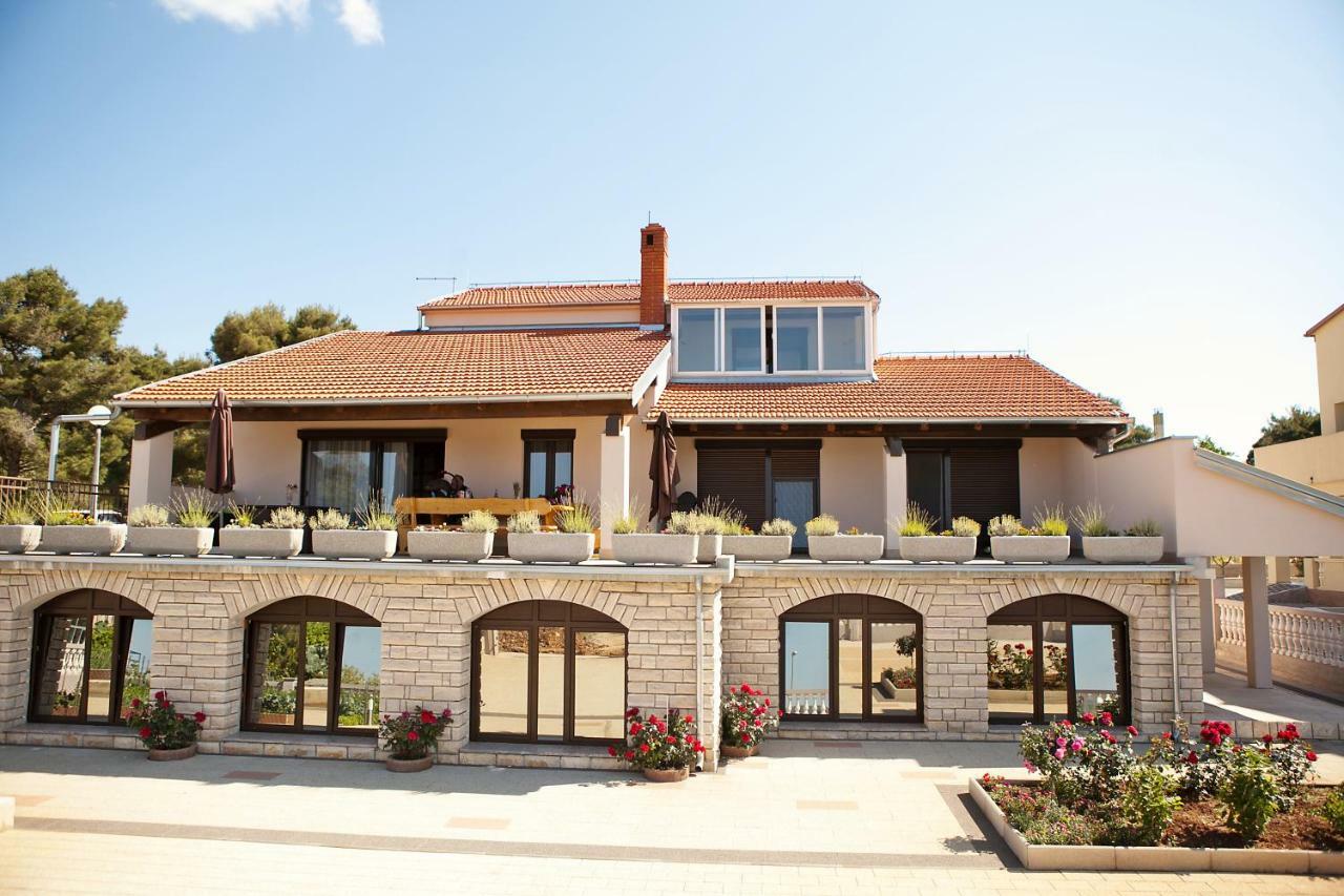 Apartments Classic#Bnm Biograd Na Moru Exterior photo